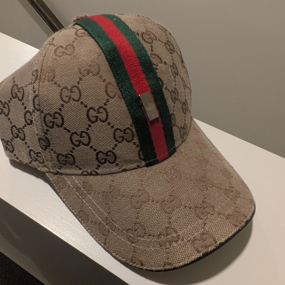 Gucci Tan Cap with Green and Red Stripe